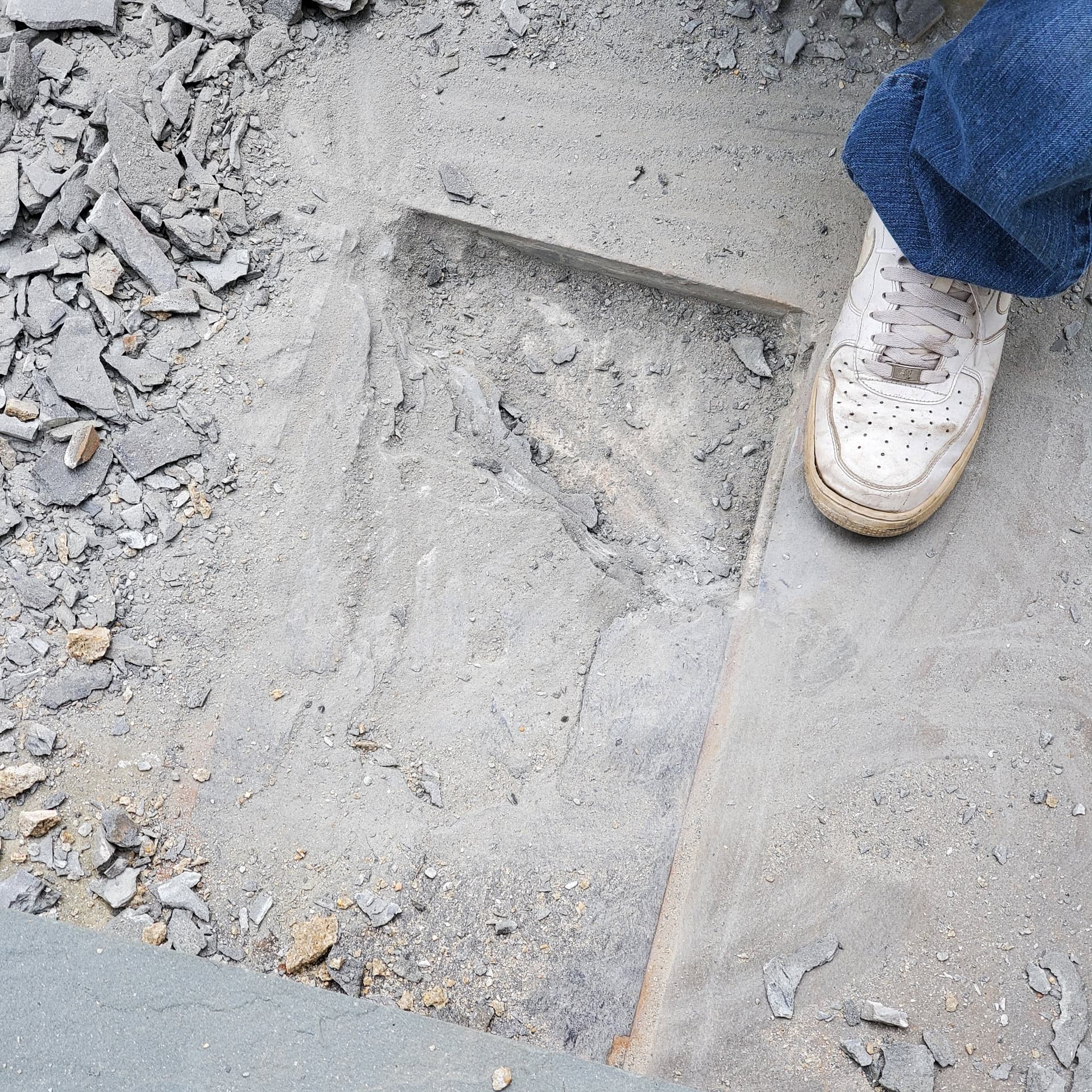 Gallery photos for Cracked Flagstone Repair Done Right: Image #2