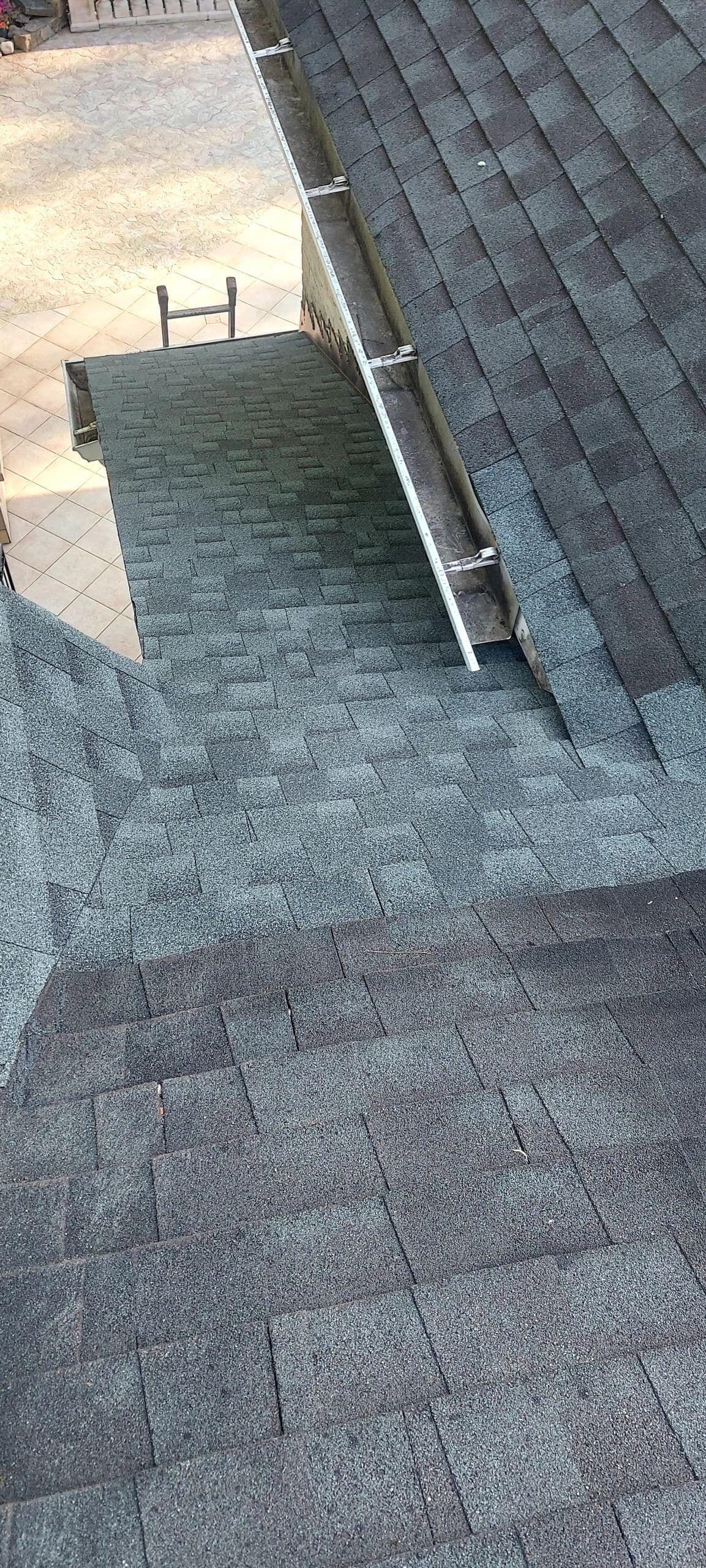 Gallery photos for Older Arlington VA Homes Hide Roof Problems Like This: Image #1