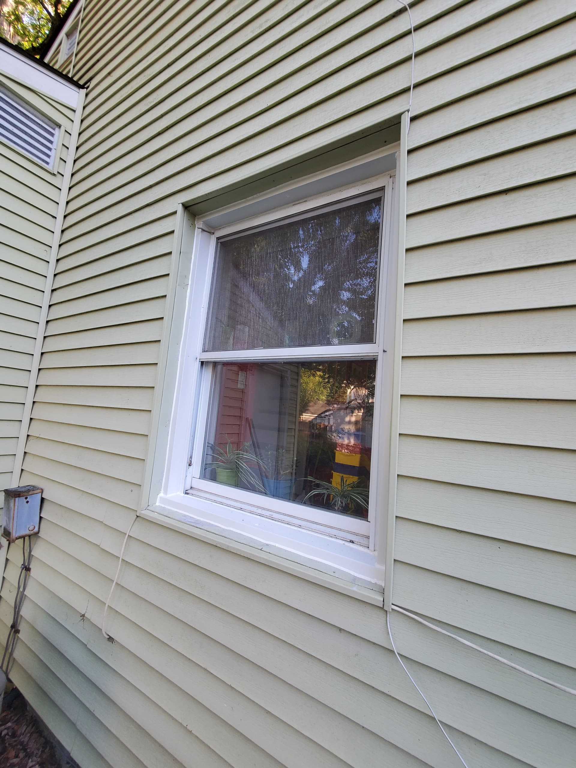 Gallery photos for Rotting Wood Window Trim Fixed Without Full Window Replacement: Image #4