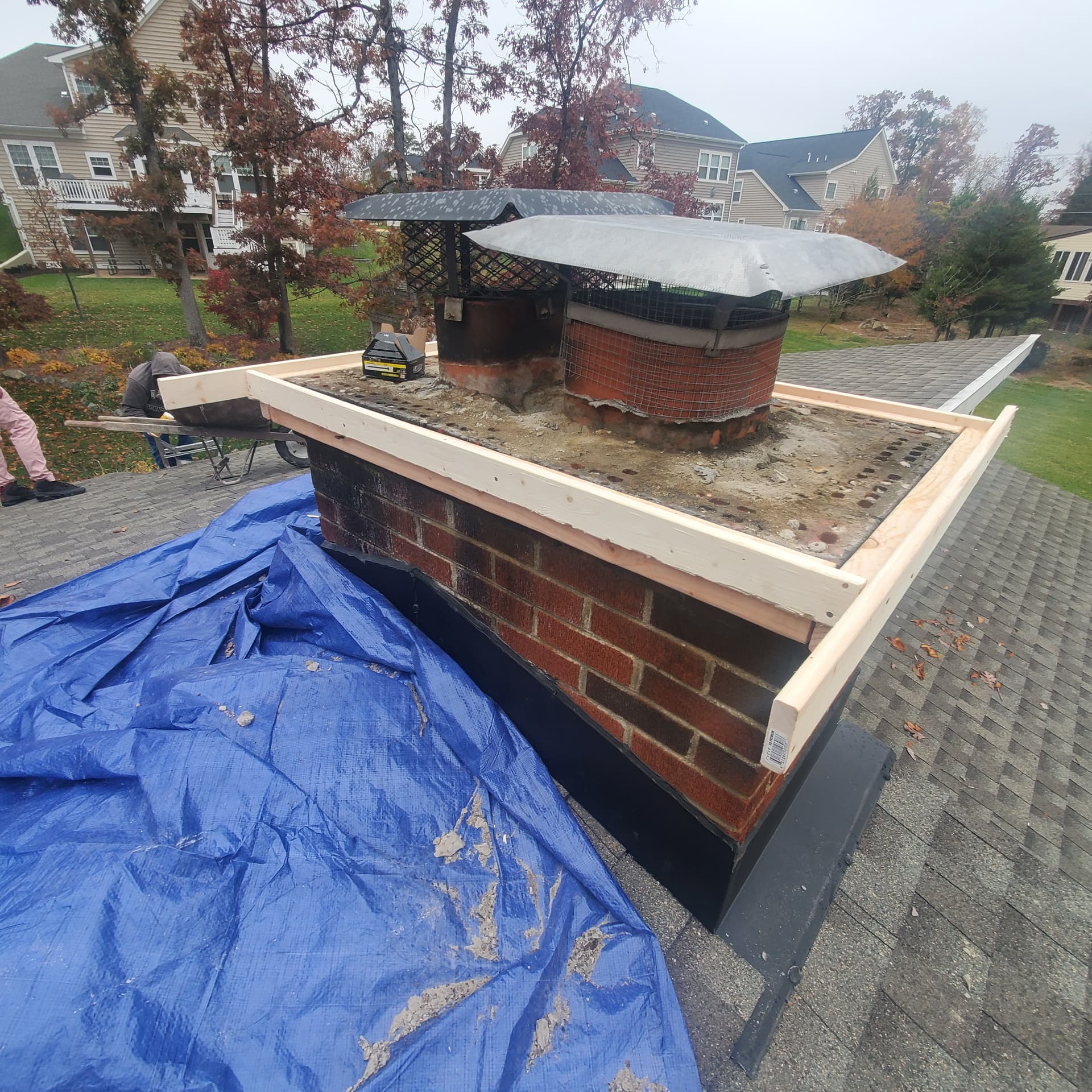 Gallery photos for Chimney Crown Rebuild Done Right - Slope, Seal, and No More Leaks: Image #2
