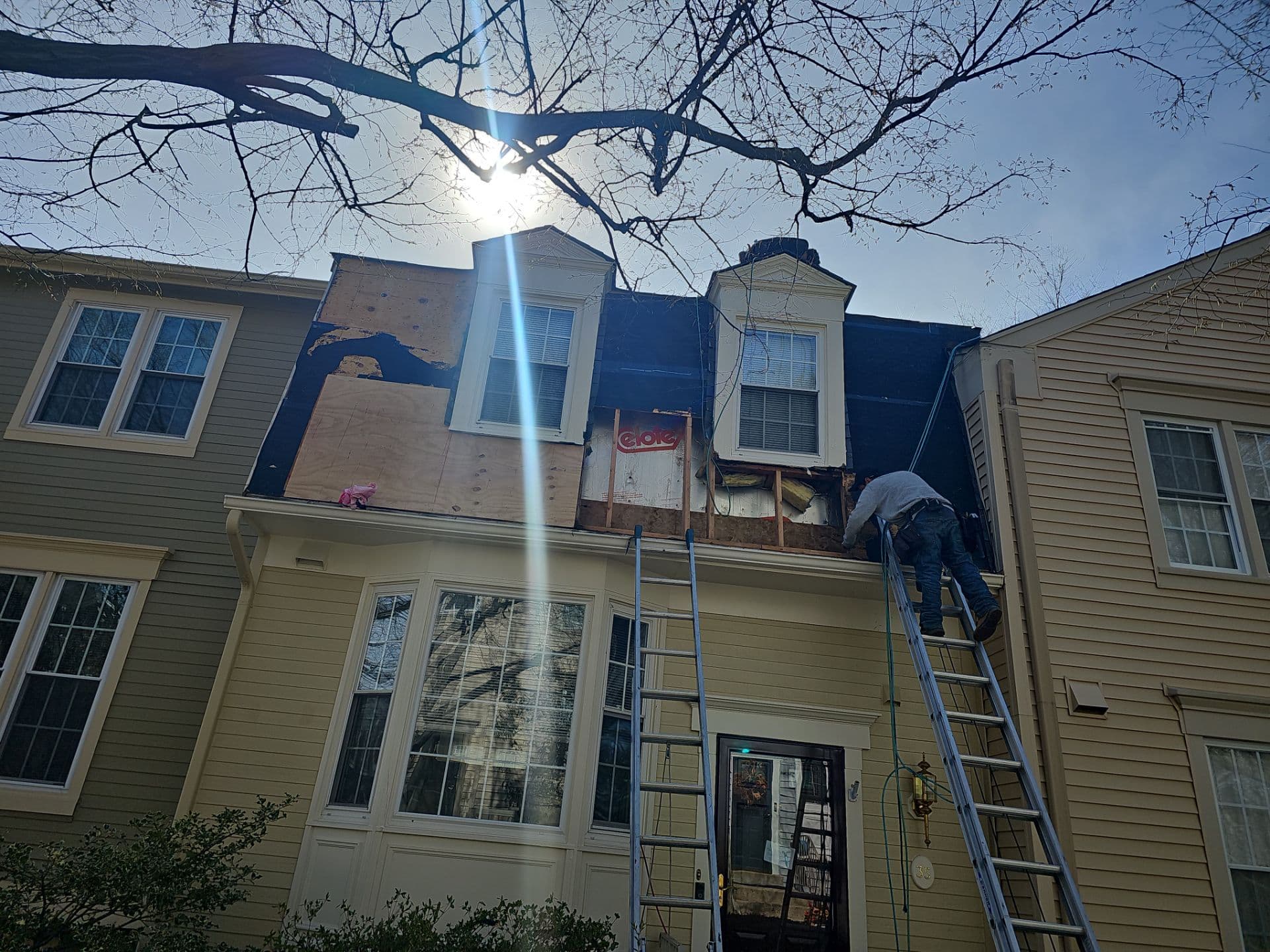 Gallery photos for Comprehensive Roof Repair for Leak Protection: Image #1