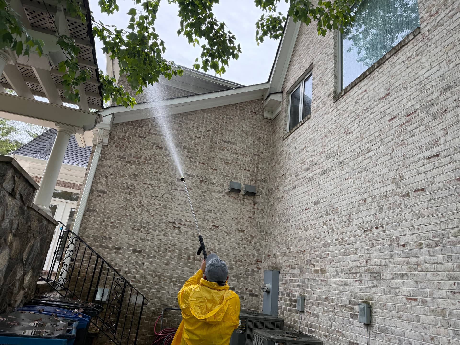 Gallery photos for Full Exterior House Washing on a Northern Virginia Estate: Image #2