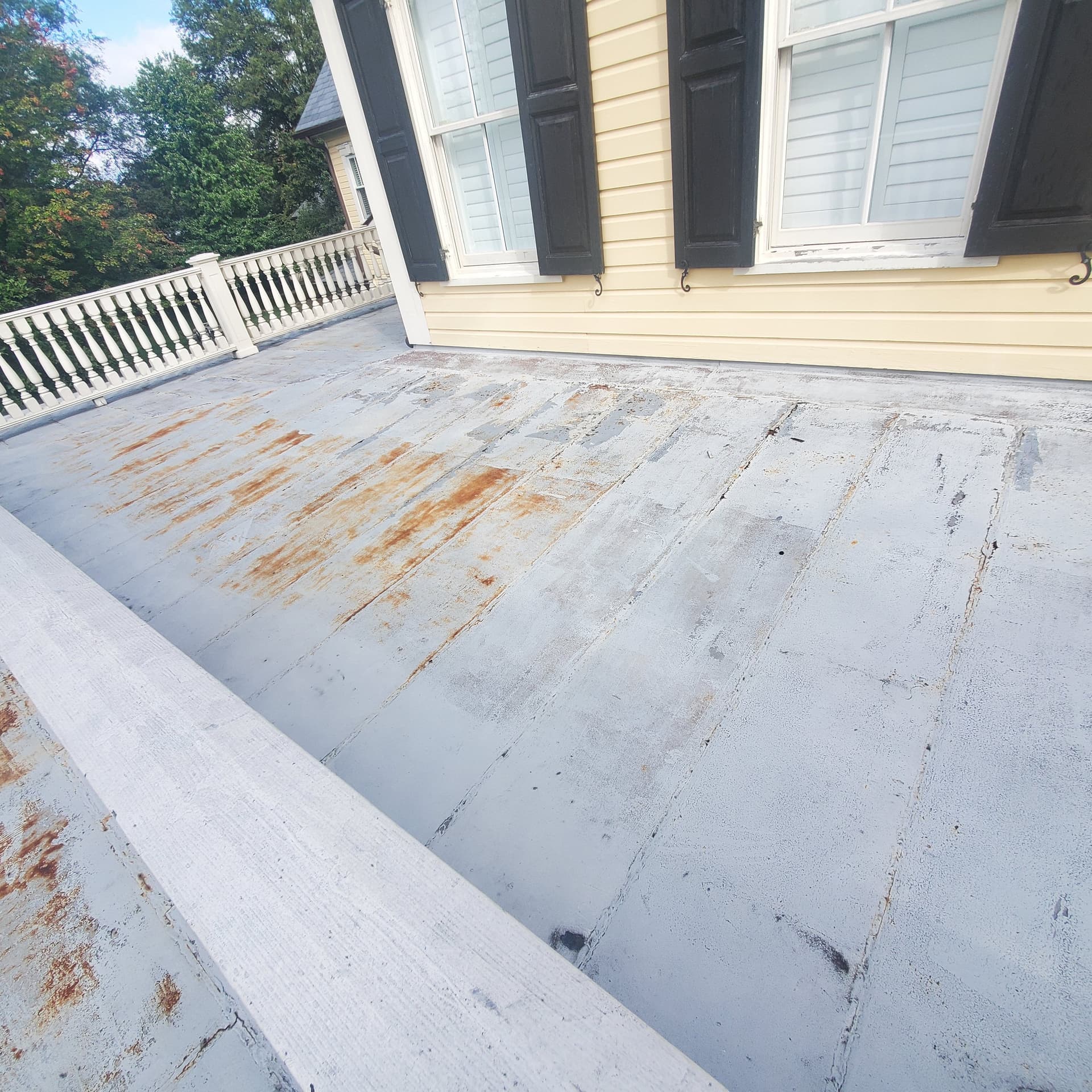 Gallery photos for Flat Roof Metal Membrane Repair and Full Restoration: Image #2
