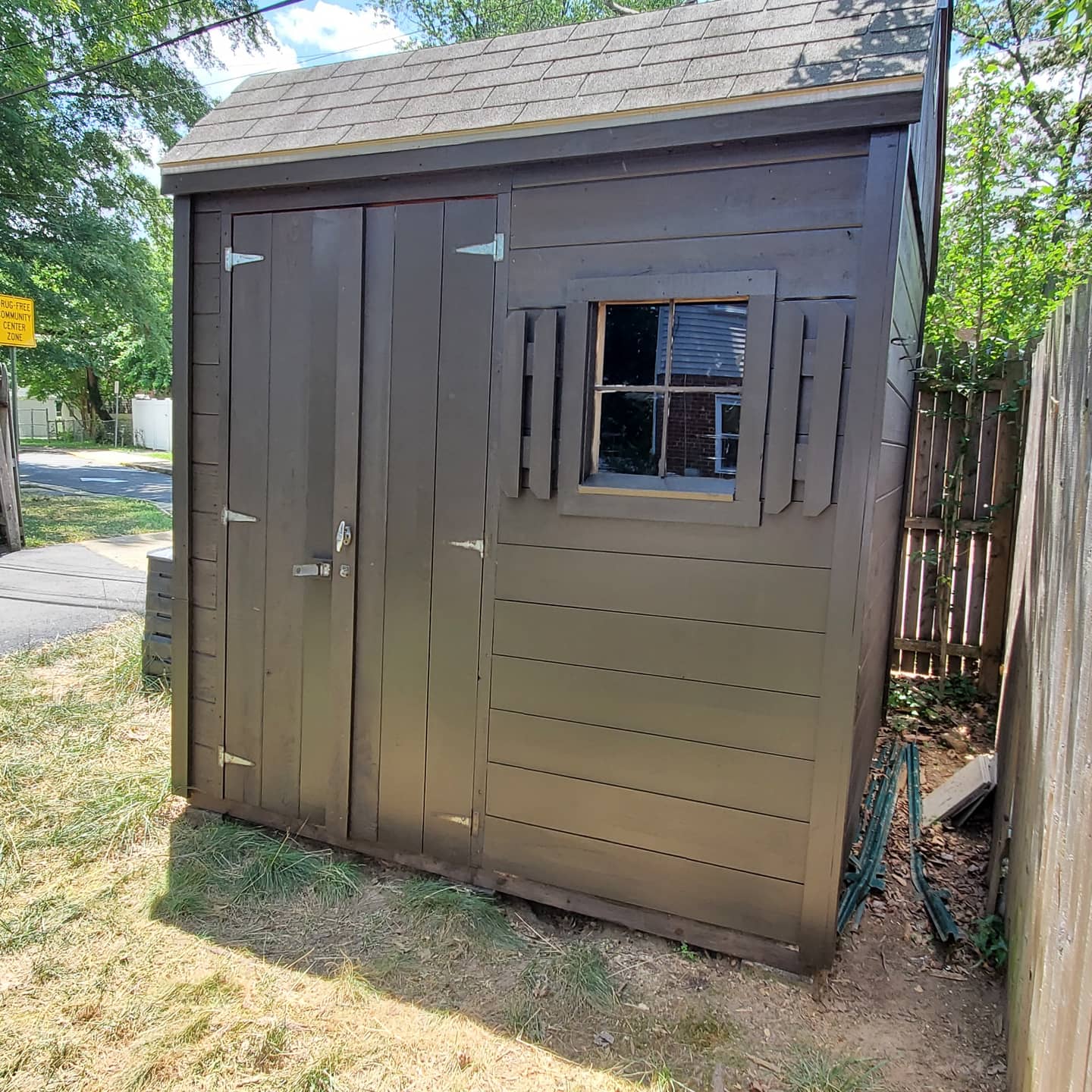 Gallery photos for Old Wooden Shed Restored Instead of Replaced: Image #2